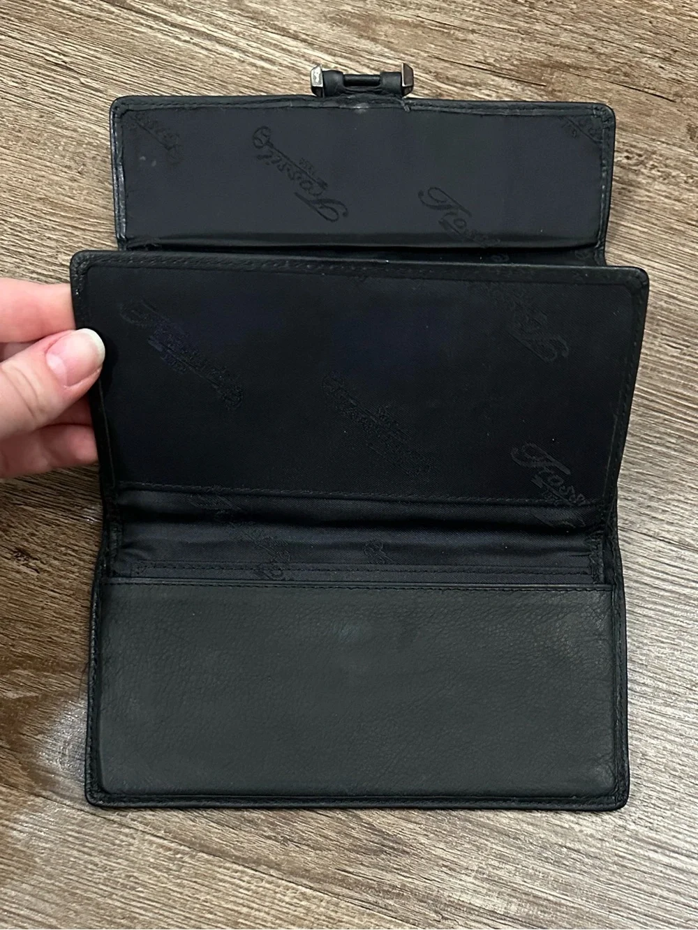 Fossil genuine leather